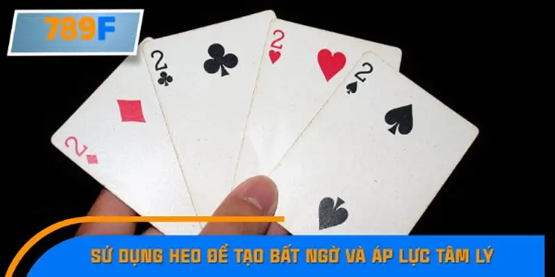 Sử dụng heo để tạo bất ngờ và áp lực tâm lý
